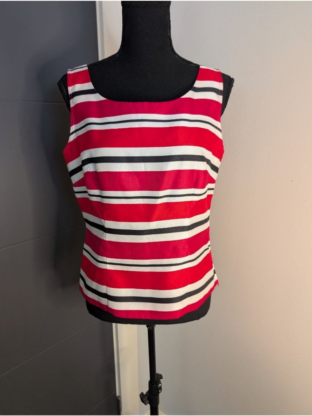 Vintage 90's Sag Harbor Dress Red Pink & Black Striped Sleeveless‎ Top Size 8